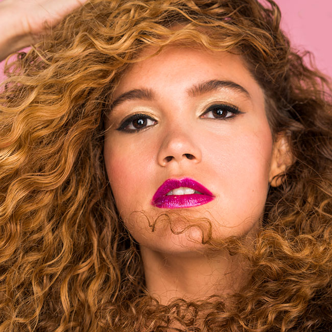 Alexis Belon Shares Her Top Tips for Detangling Long Thick Curls with Tangle Teezer