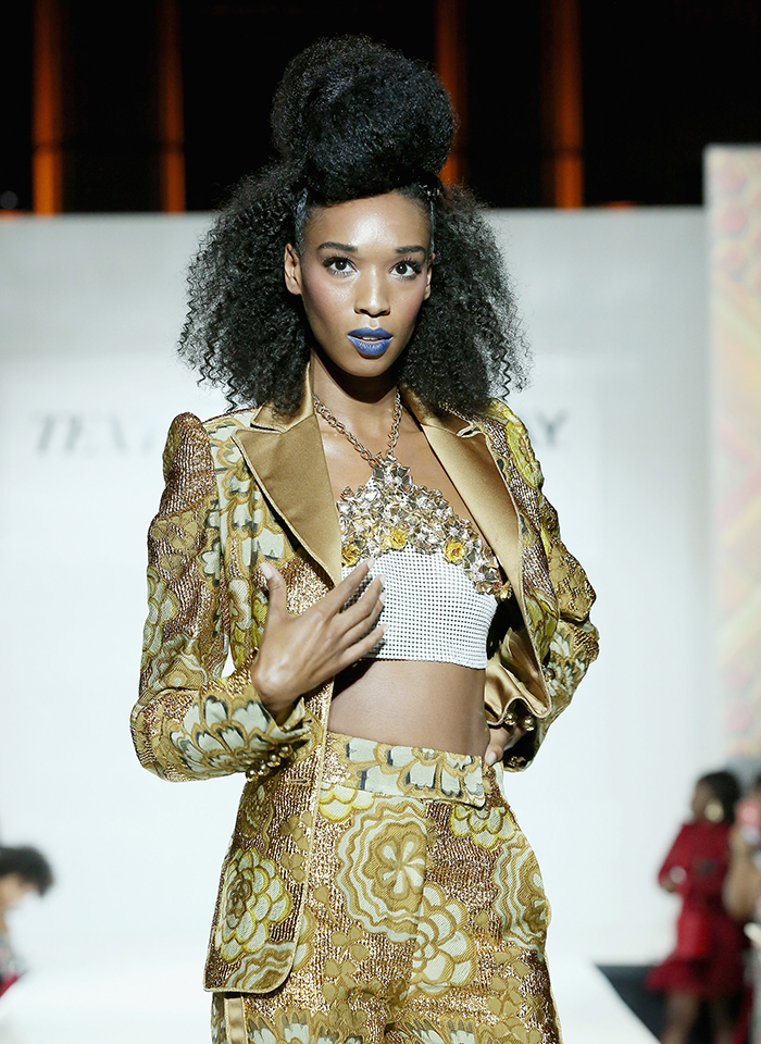 The 20 Best Texture on the Runway Looks