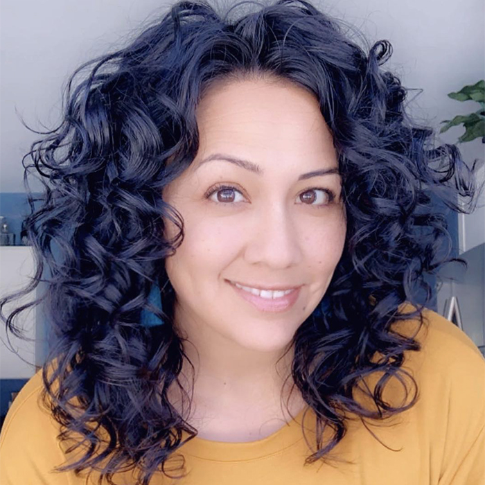 Texture Tales Lesa on Learning to Care for her Curly and Wavy Hair 