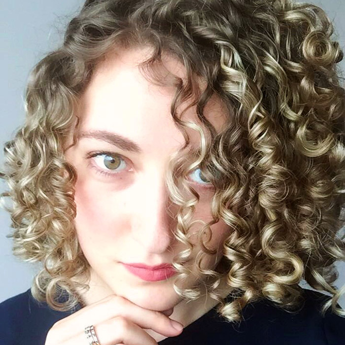 Texture Tales Sabine on How the Curly Girl Method Improved her Curls 